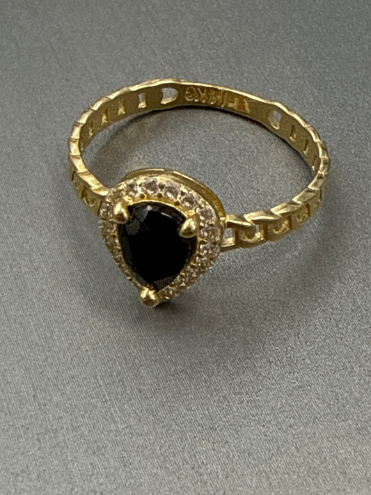 14k pear shaped ring with big black stone