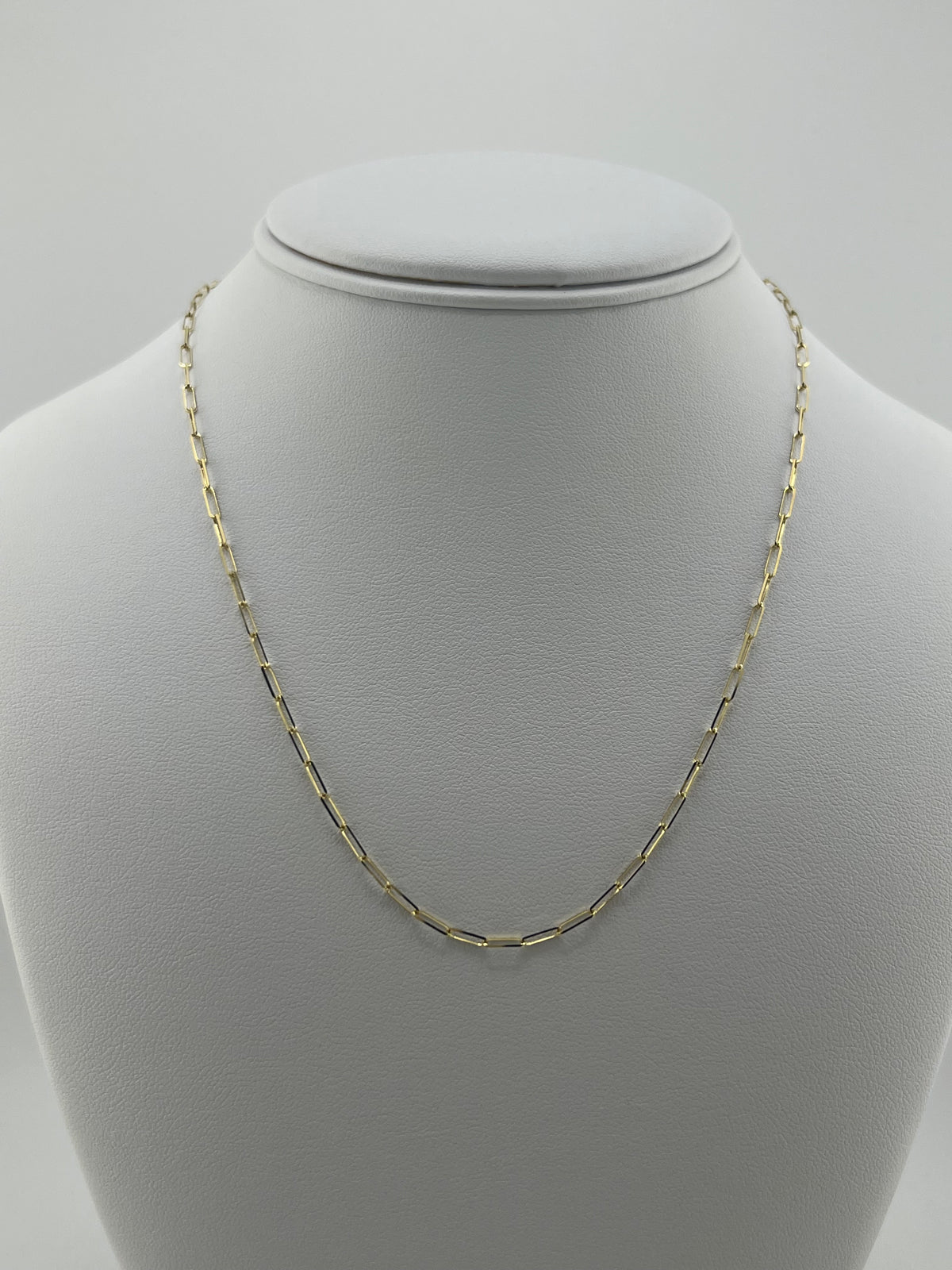 14k Necklace paperclip style 18”