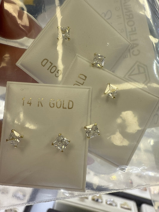 14k Earring