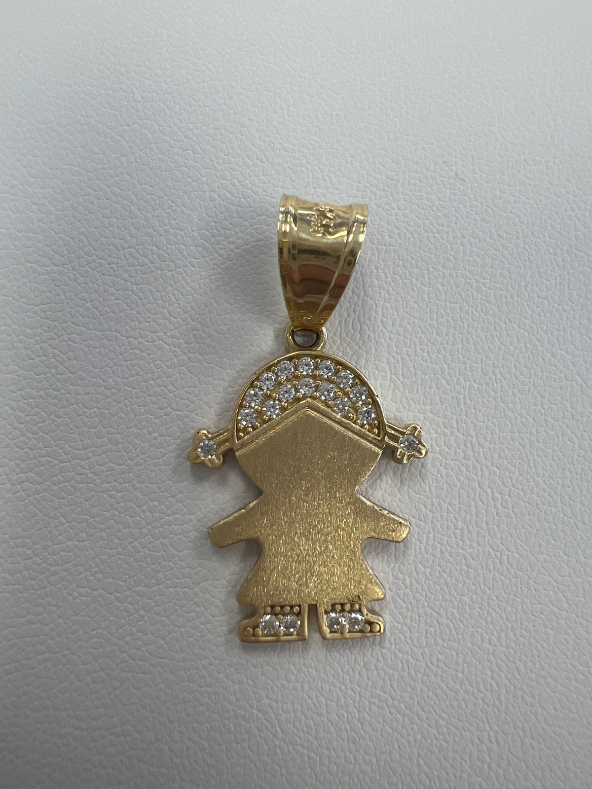 14k pendant little girl with stones