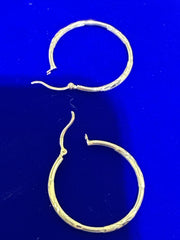 14k Earring hoop yellow gold