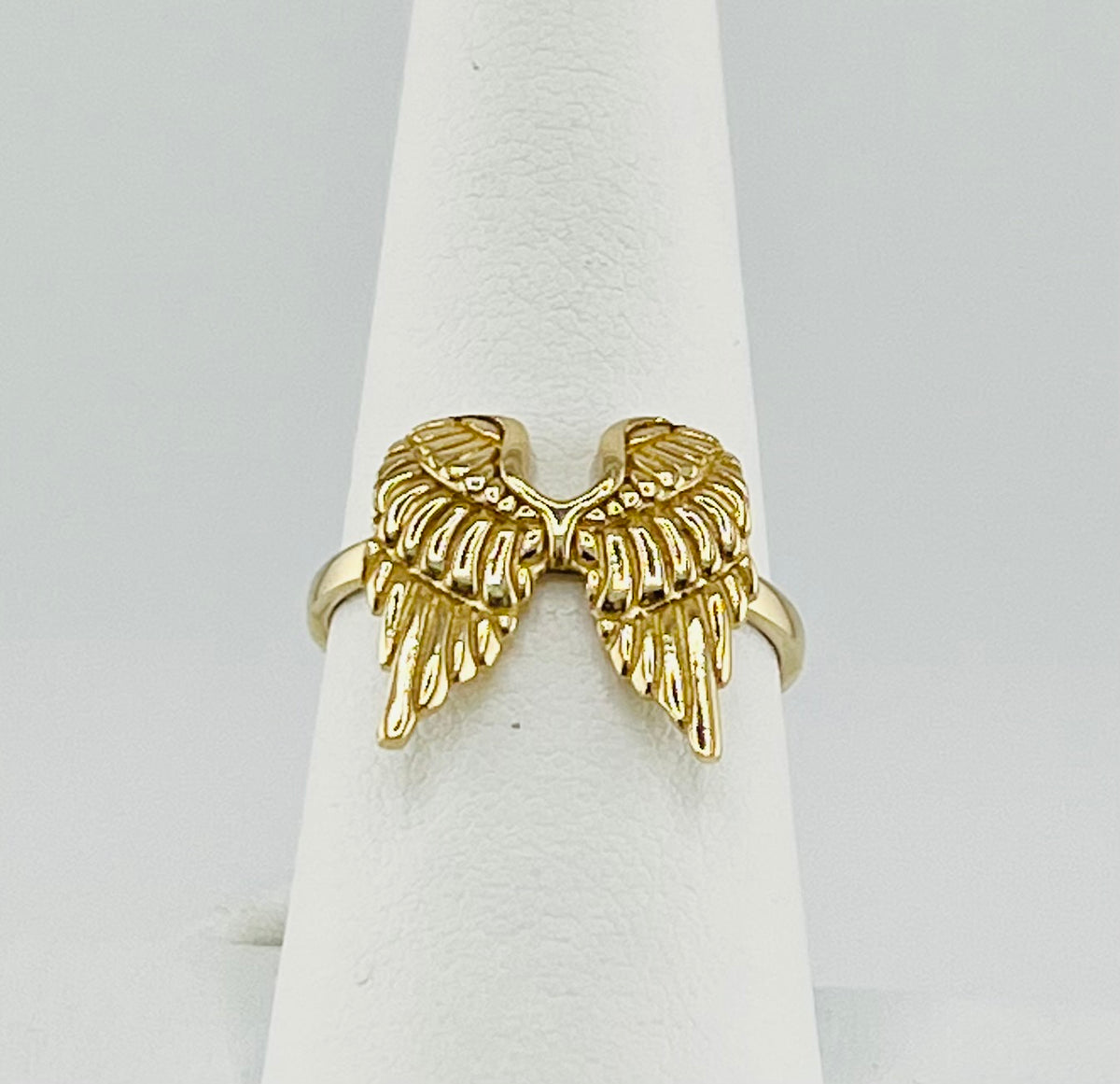 14k ring with wings