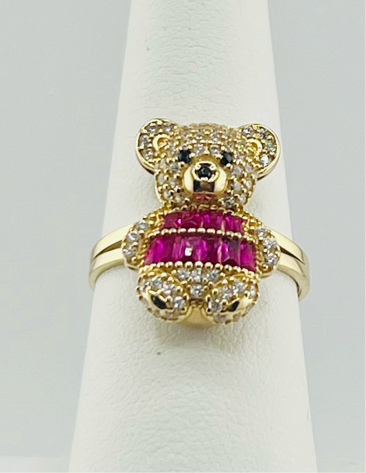14k ring teddy bear with green and white stone