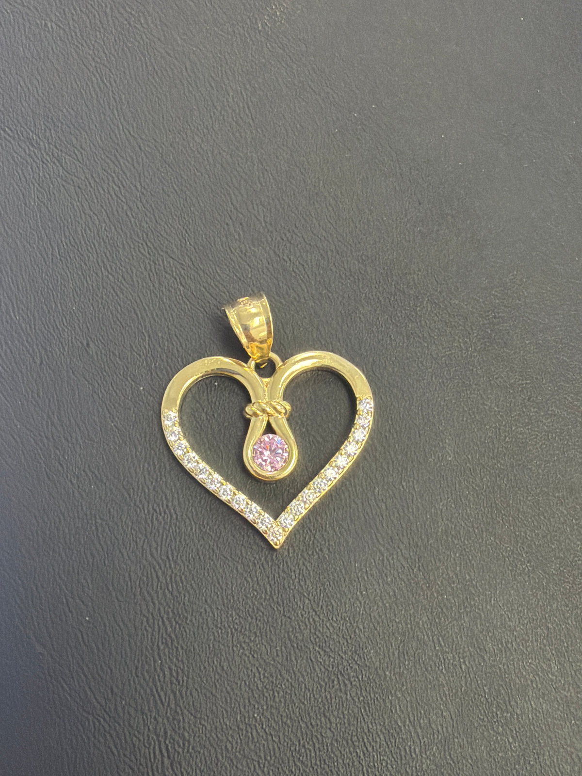 14k heart pendant with pink stone