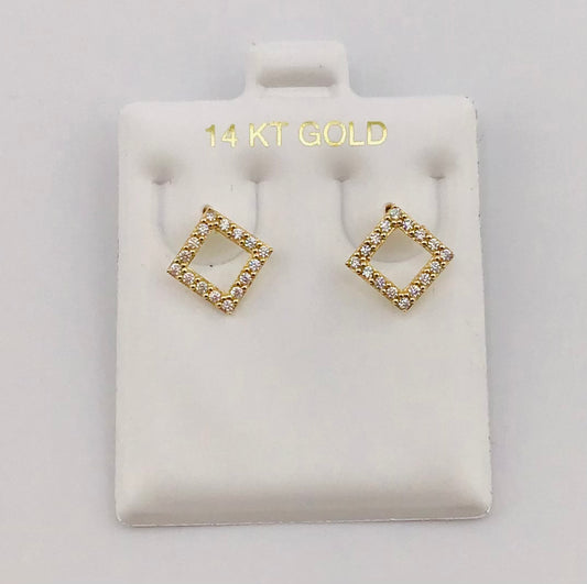 14k Baby earing triangule