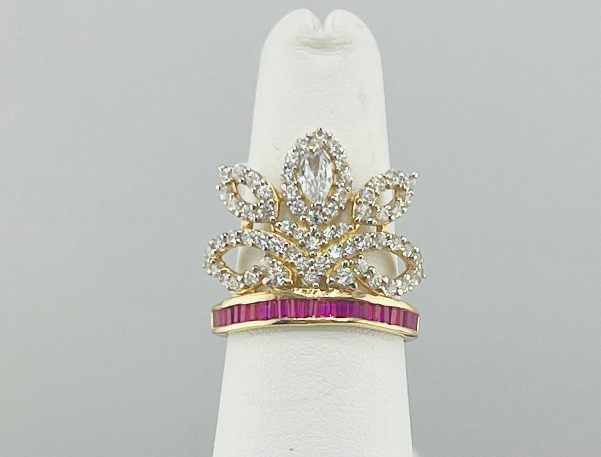 14k Quince (15) tiara ring