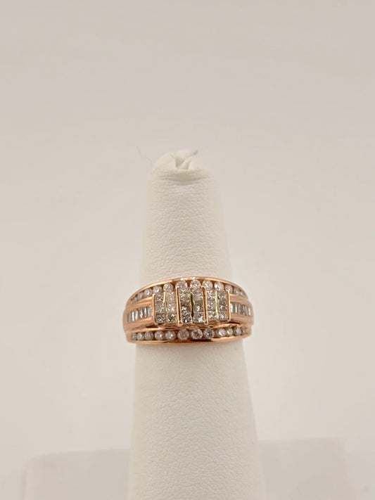 14k Rose gold diamond ring