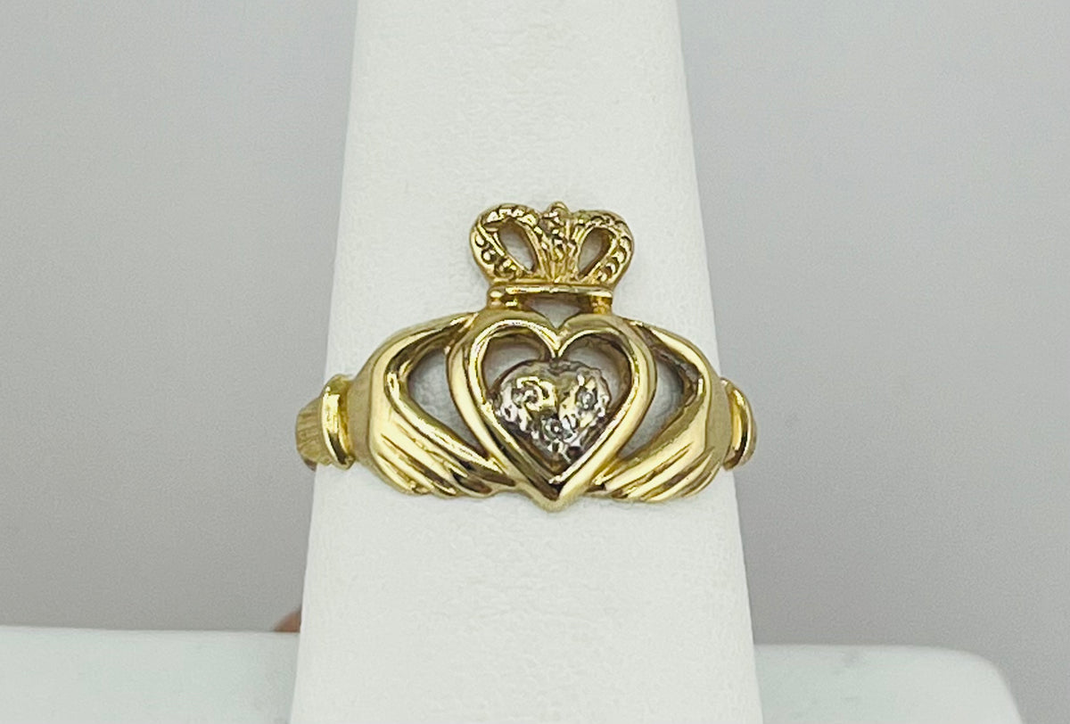 14k heart ring with stones