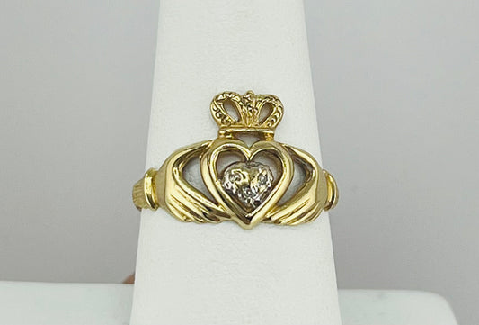 14k heart ring with stones