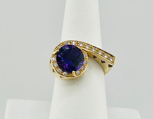 14k ring  purple stone solid gold