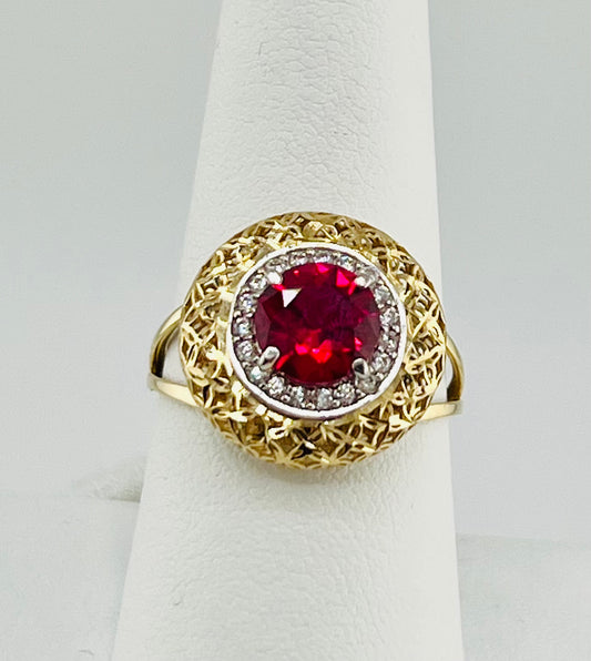 14k Ring design red stone