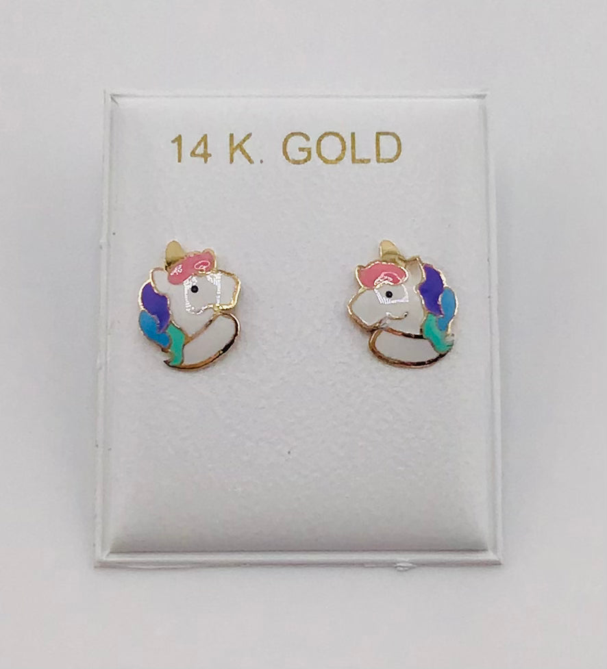 Baby earing unicorn