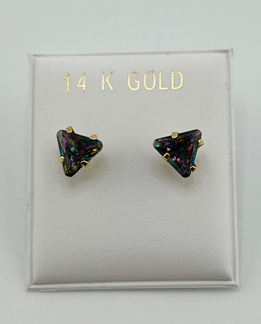 Baby earing triangle shape