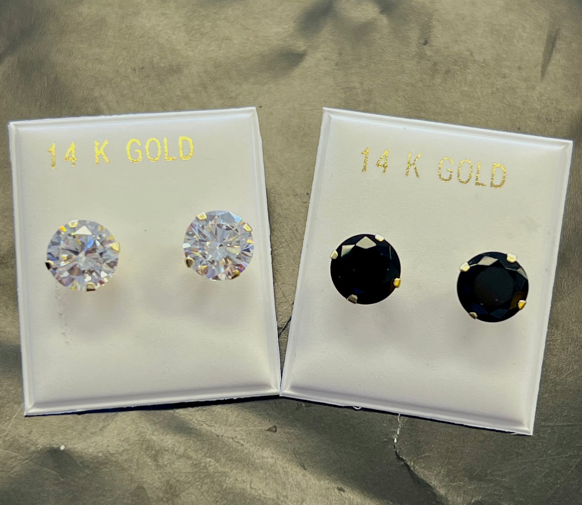 14k Very big stone earring (black OR white) (contact for color)