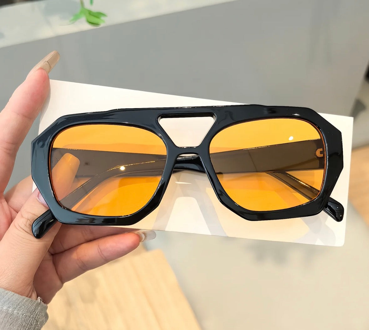 Eye glasses