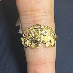 10k elephant ring with white and red stones