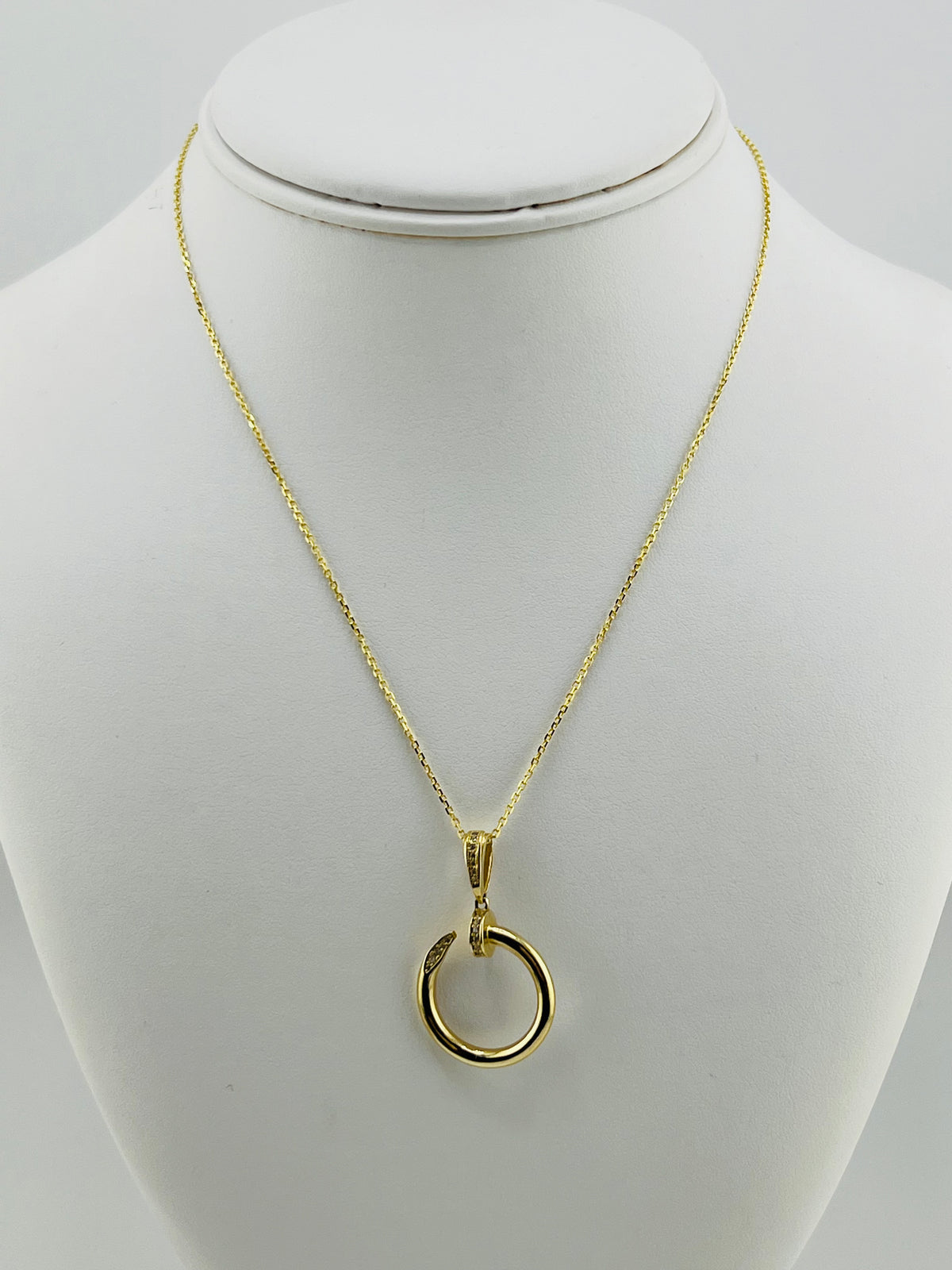 14k Necklace Clavo