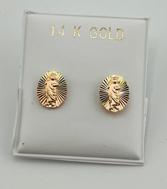 Baby earing san judas