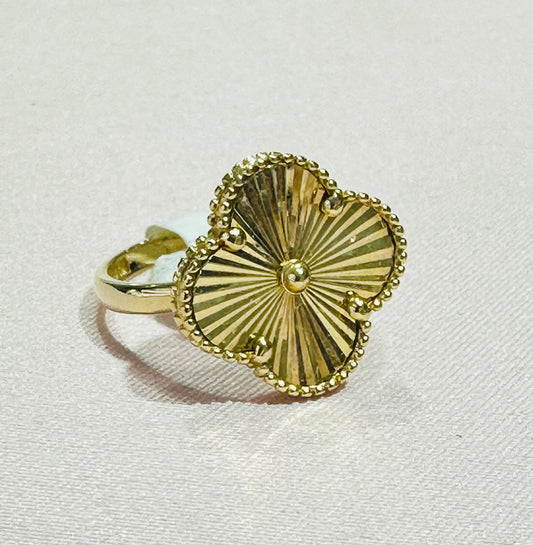 14k gold ring ladies flower clover