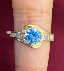 10k blue circle stone ring with smaller stones