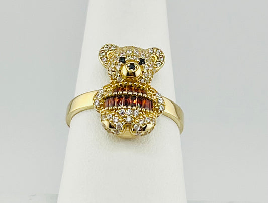 14k ring teddy bear with green and white stone
