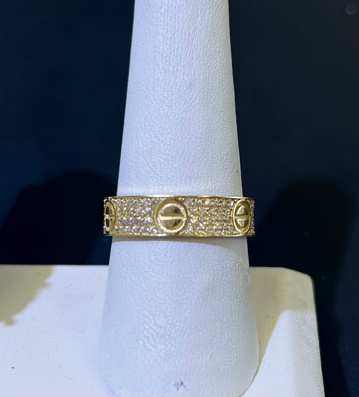 14k ring band with stones size 9