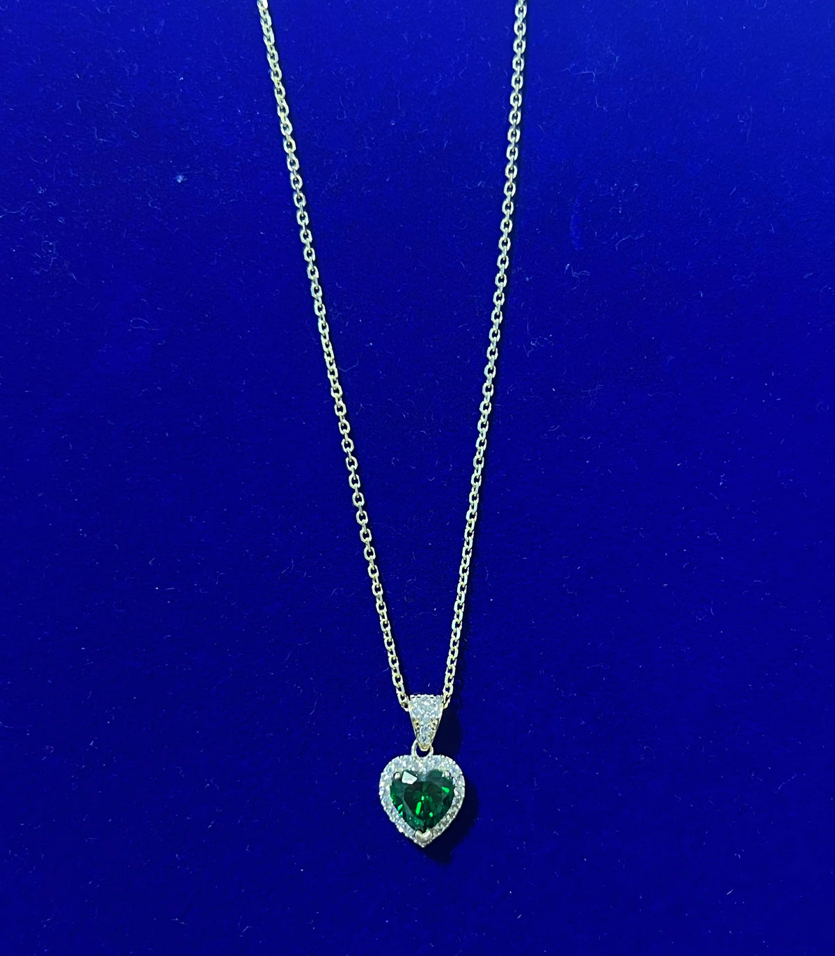 14k necklace 18” with big green heart stone pendant