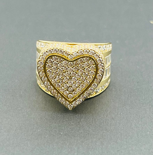 14k heart ring with stones