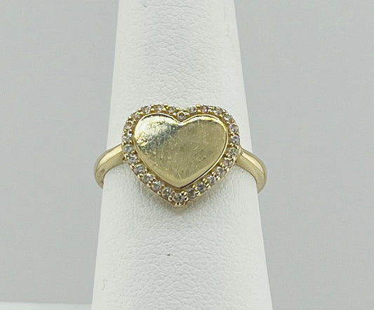 14k ring ladies heart with stone