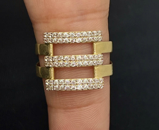 14k gold ring bars with white stones