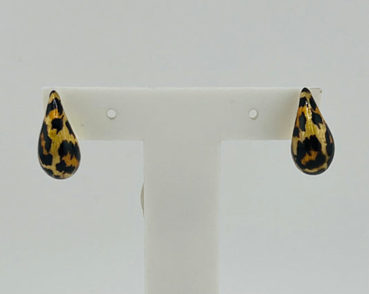 14k earing screw back tear drop gota with cheetah print