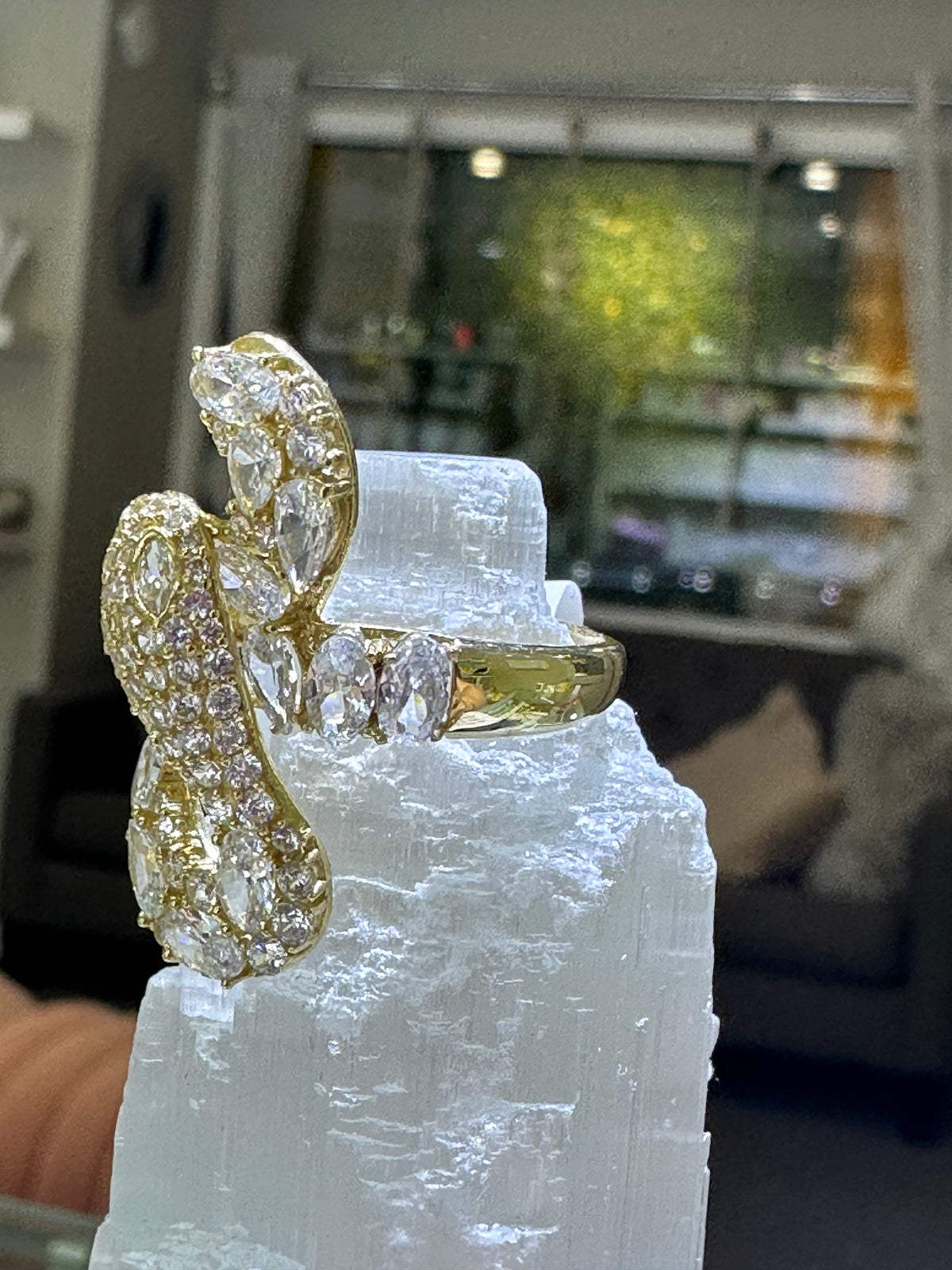14k ring scorpion with stones