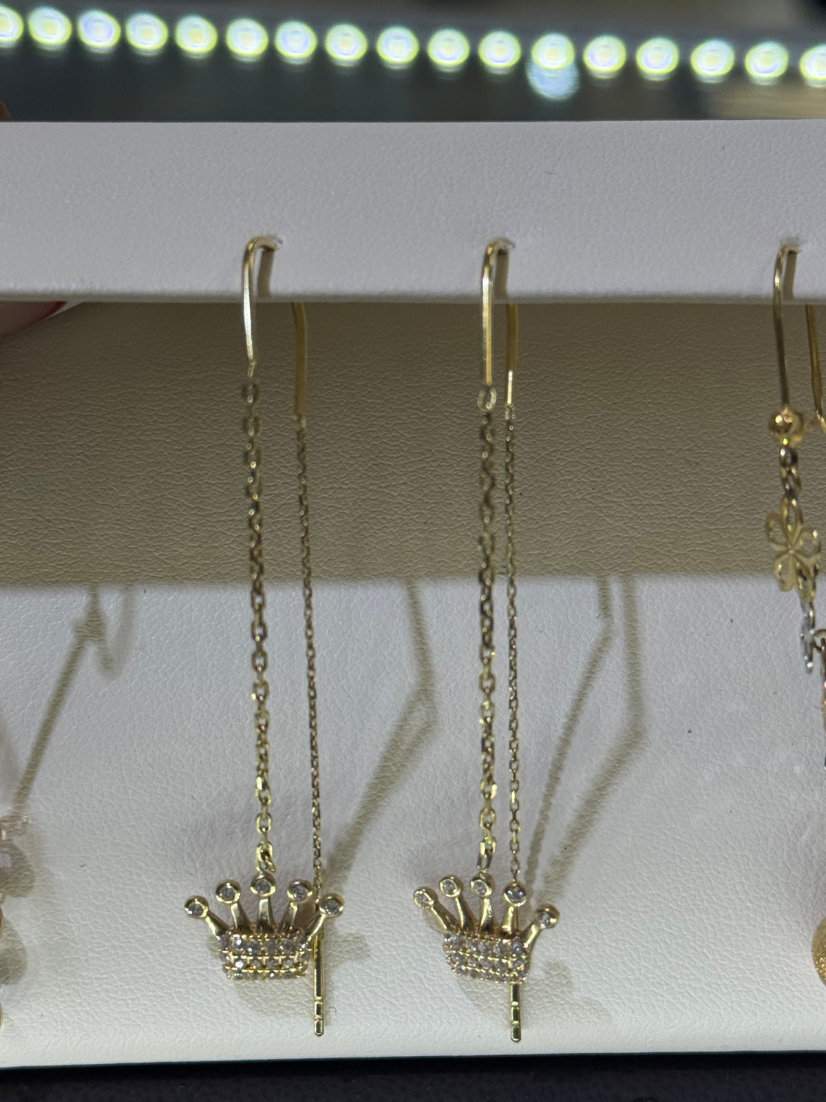 14k Dangle crown earrings tiara 15 añera