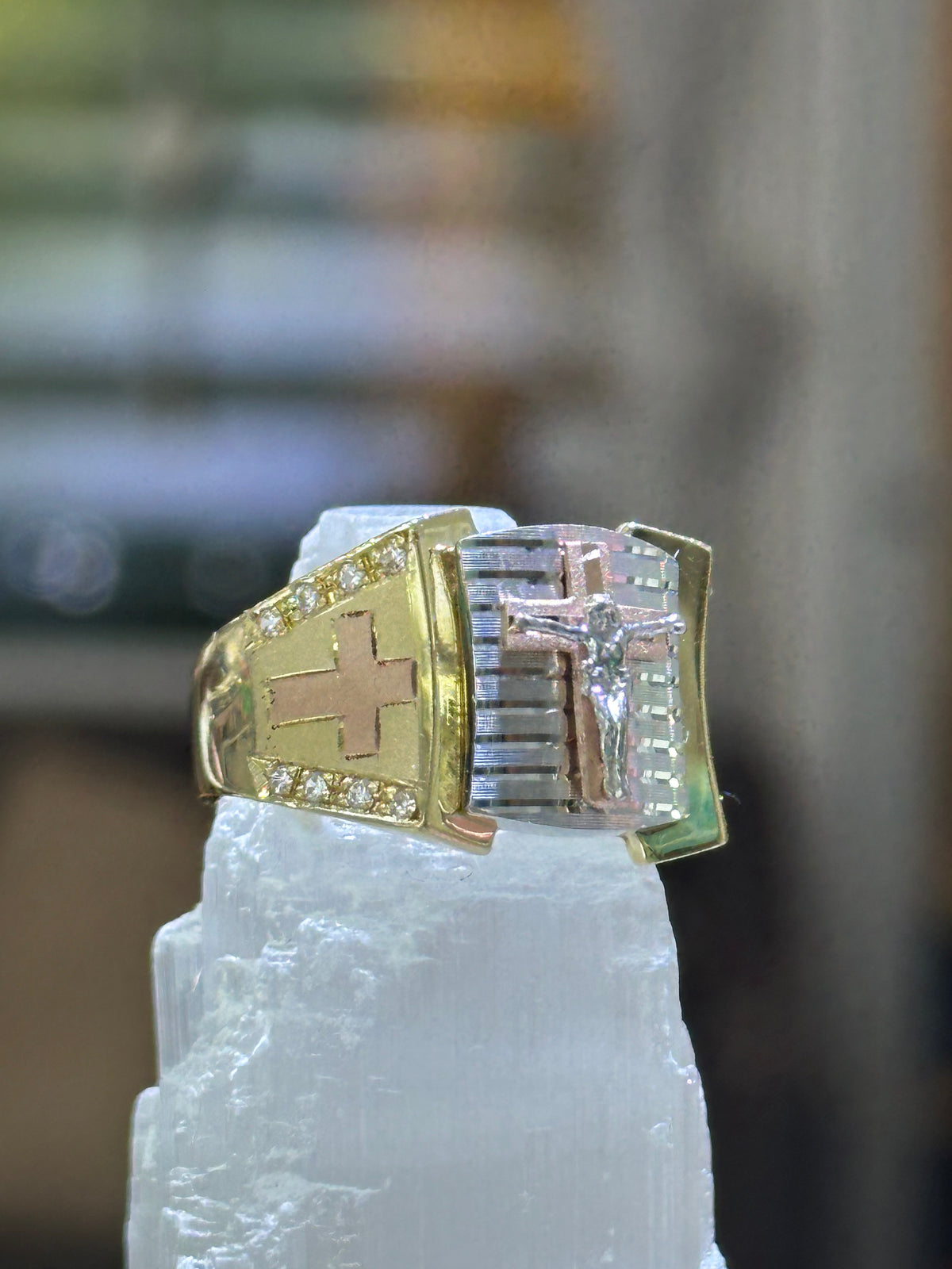 Anillo cruz 3 color