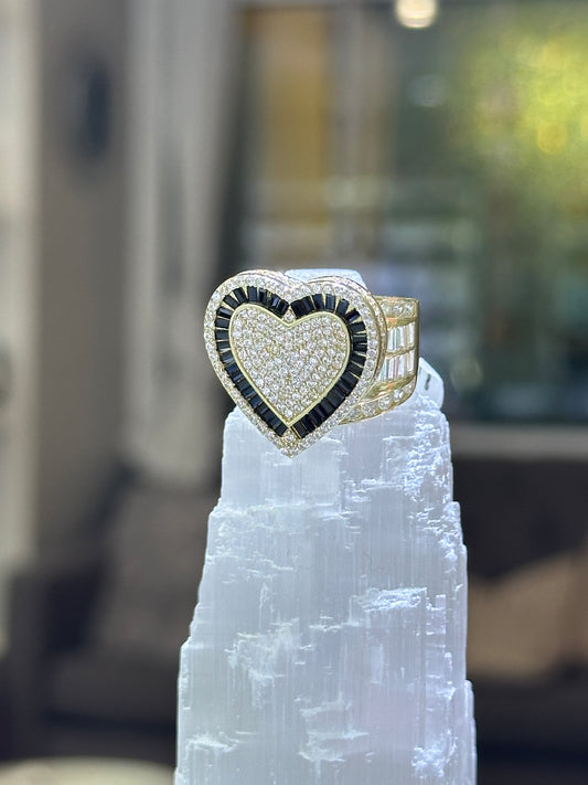 Heart ring white and black stones 14k anillo Corazon piers negras